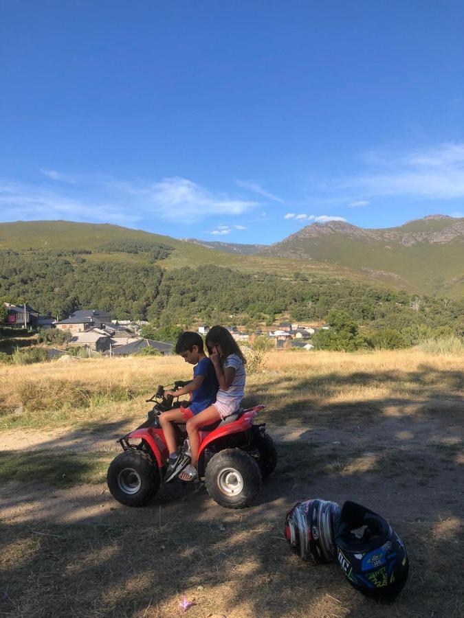 فيلا Casa Rural Las Nieves San Ciprián المظهر الخارجي الصورة