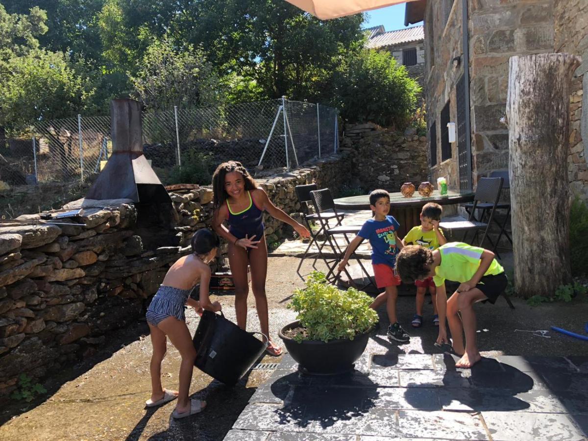 فيلا Casa Rural Las Nieves San Ciprián المظهر الخارجي الصورة